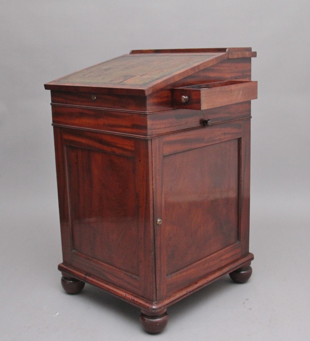 Early 19th Century mahogany davenport by Gillows of Lancaster View VIII