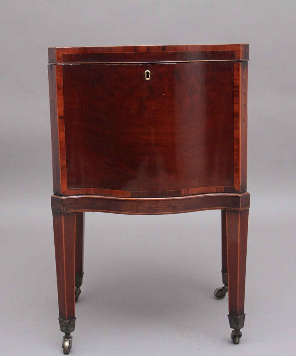 Early 19th Century antique mahogany cellarette  View III