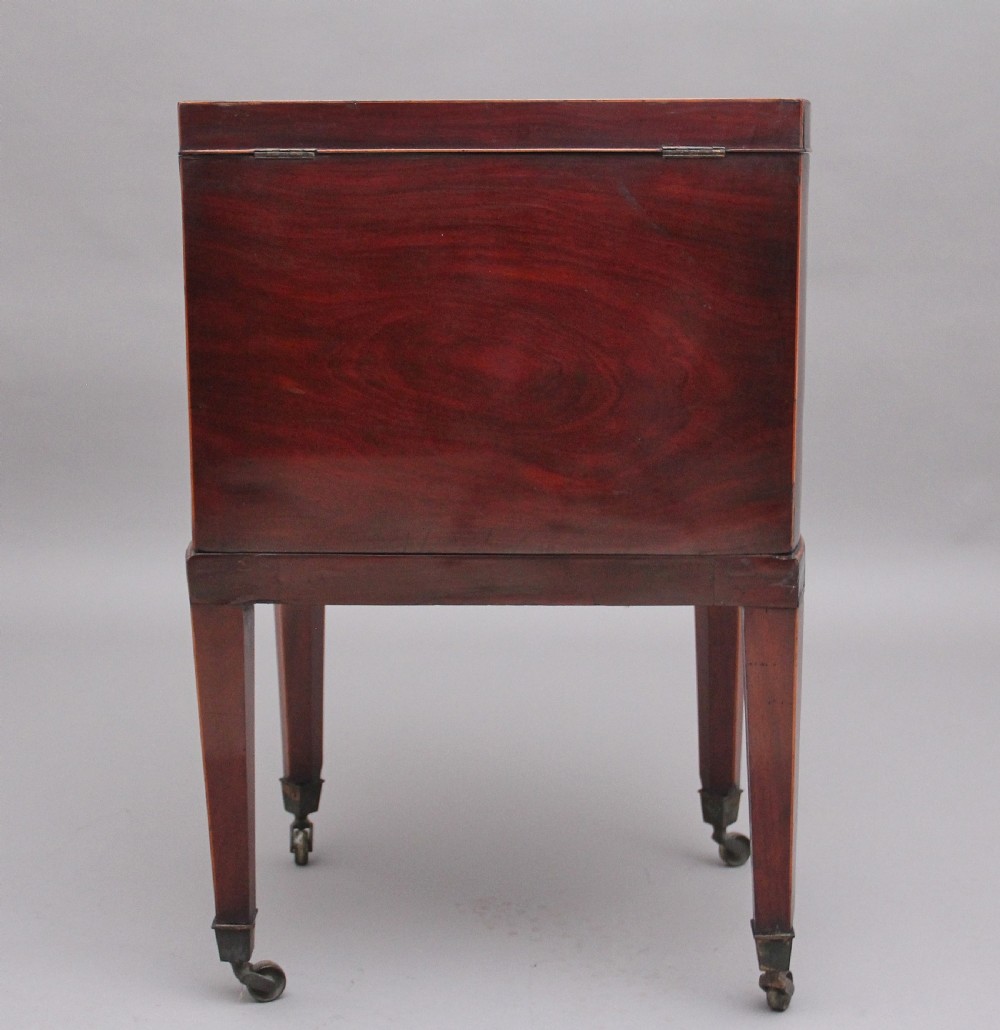 Early 19th Century antique mahogany cellarette  View V