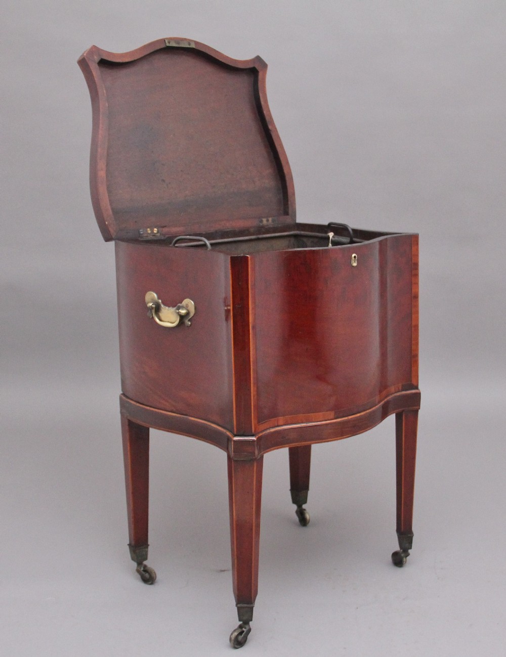 Early 19th Century antique mahogany cellarette  View VII