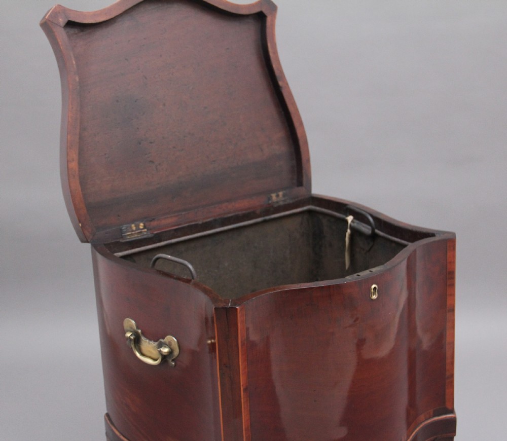 Early 19th Century antique mahogany cellarette  View VIII