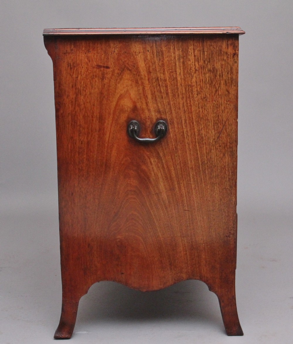 Early 19th Century antique mahogany chest of drawers View IV