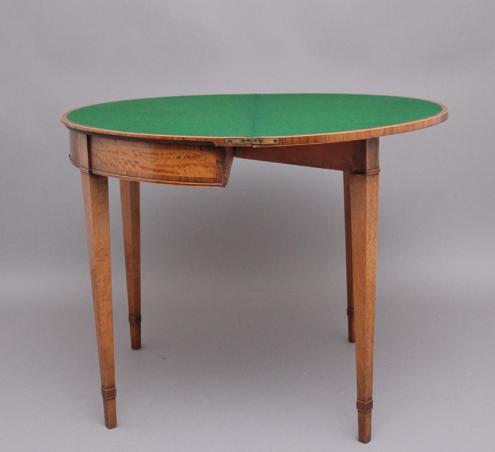 Early 20th Century satinwood card table View VIII