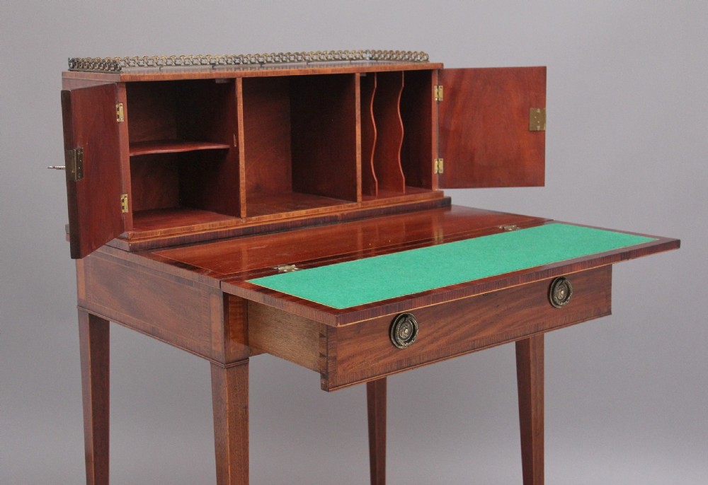 Early 20th Century mahogany & satinwood Boheur-Du-Jour View VIII