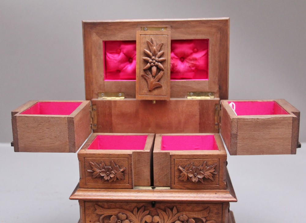 A lovely quality and intricate 19th Century black forest jewellery box View IV