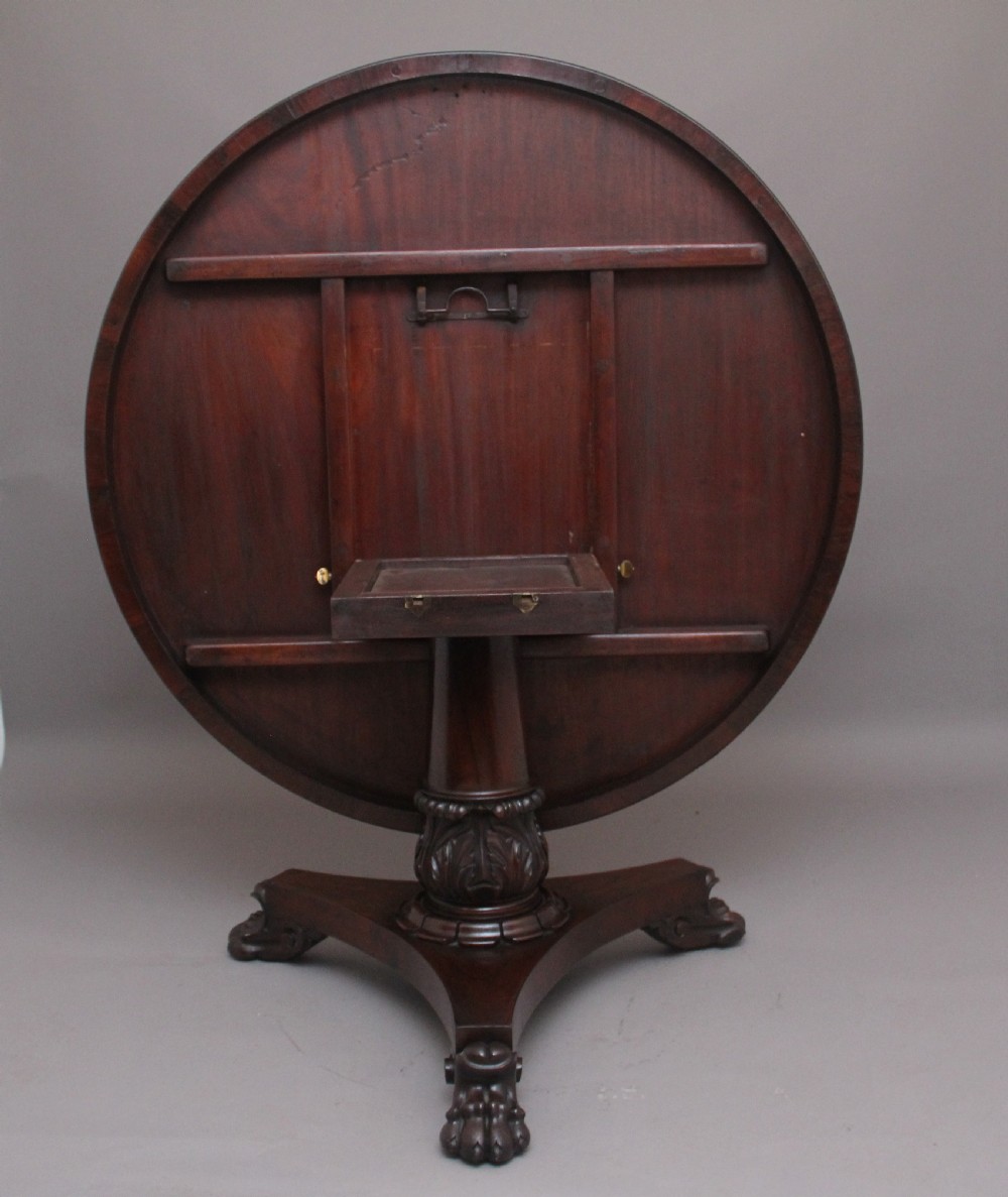 Early 19th Century rosewood breakfast table View III
