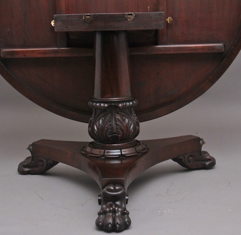 Early 19th Century rosewood breakfast table View VII