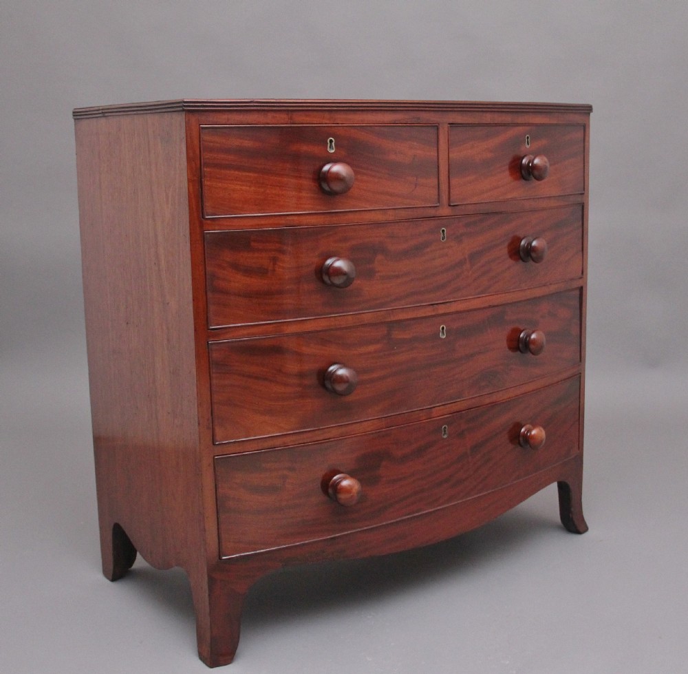 19th Century mahogany chest of drawers from the Regency period View II