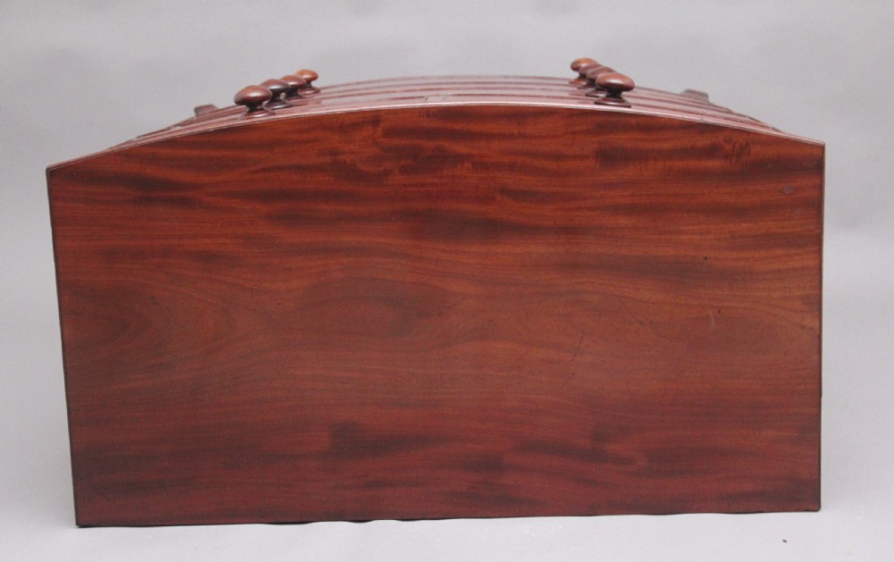 19th Century mahogany chest of drawers from the Regency period View VII