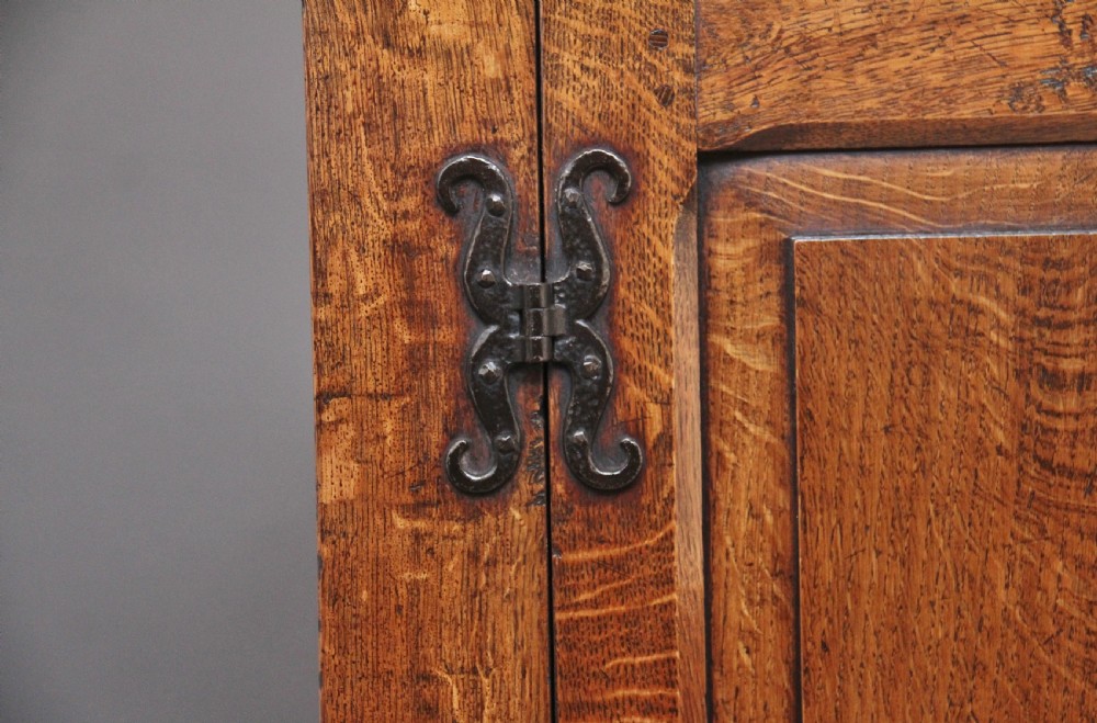 A lovely quality early 20th Century oak wardrobe View VII