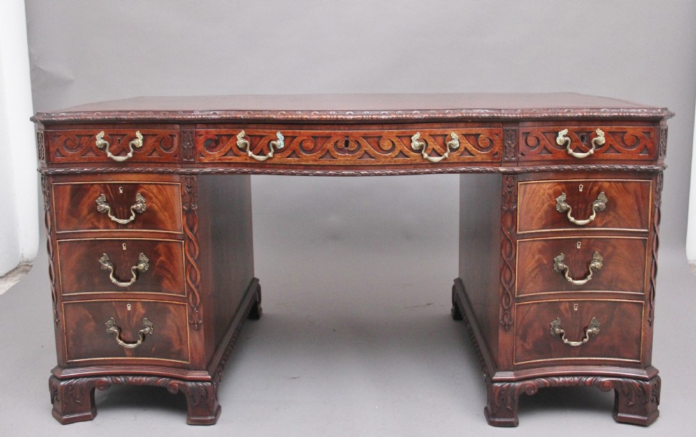 Early 20th Century mahogany desk in the Chippendal style