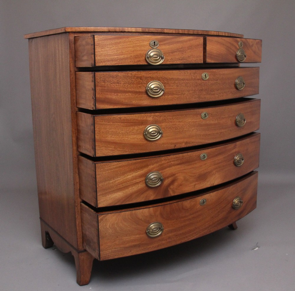 Quality Early 19th Century tall mahogany  bowfront chest of drawers View V