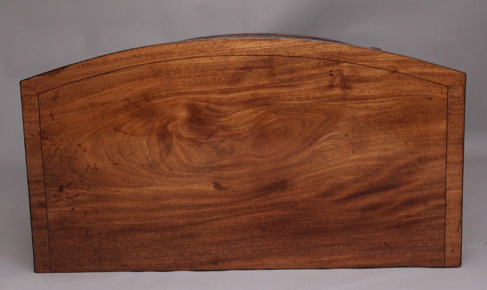 Quality Early 19th Century tall mahogany  bowfront chest of drawers View VII