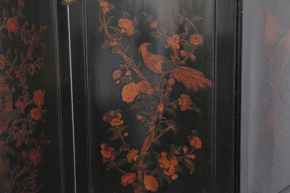 19th Century Chinoiserie and black lacquered four panel screen View X