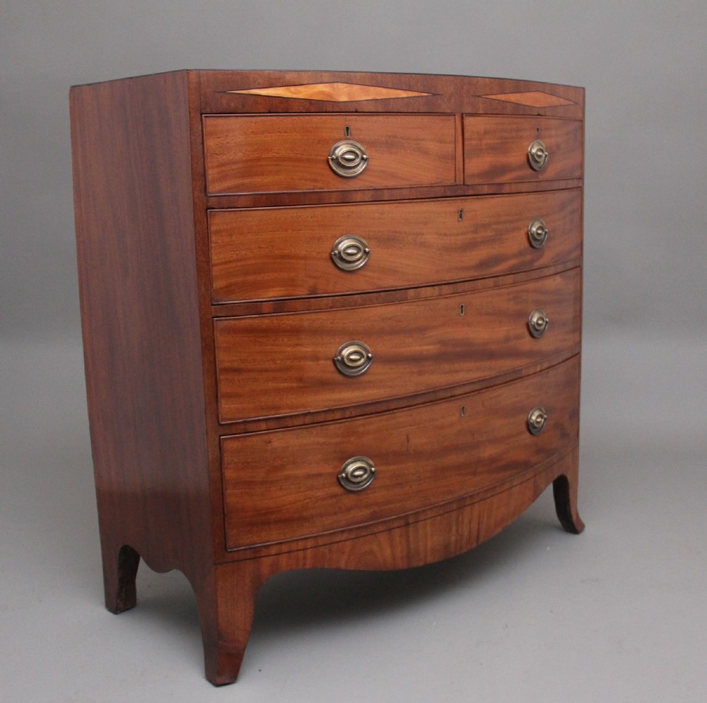 Early 19th Century antique mahogany chest of drawers View III