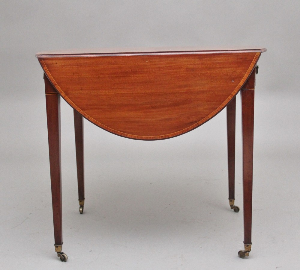 18th Century mahogany Pembroke table View II