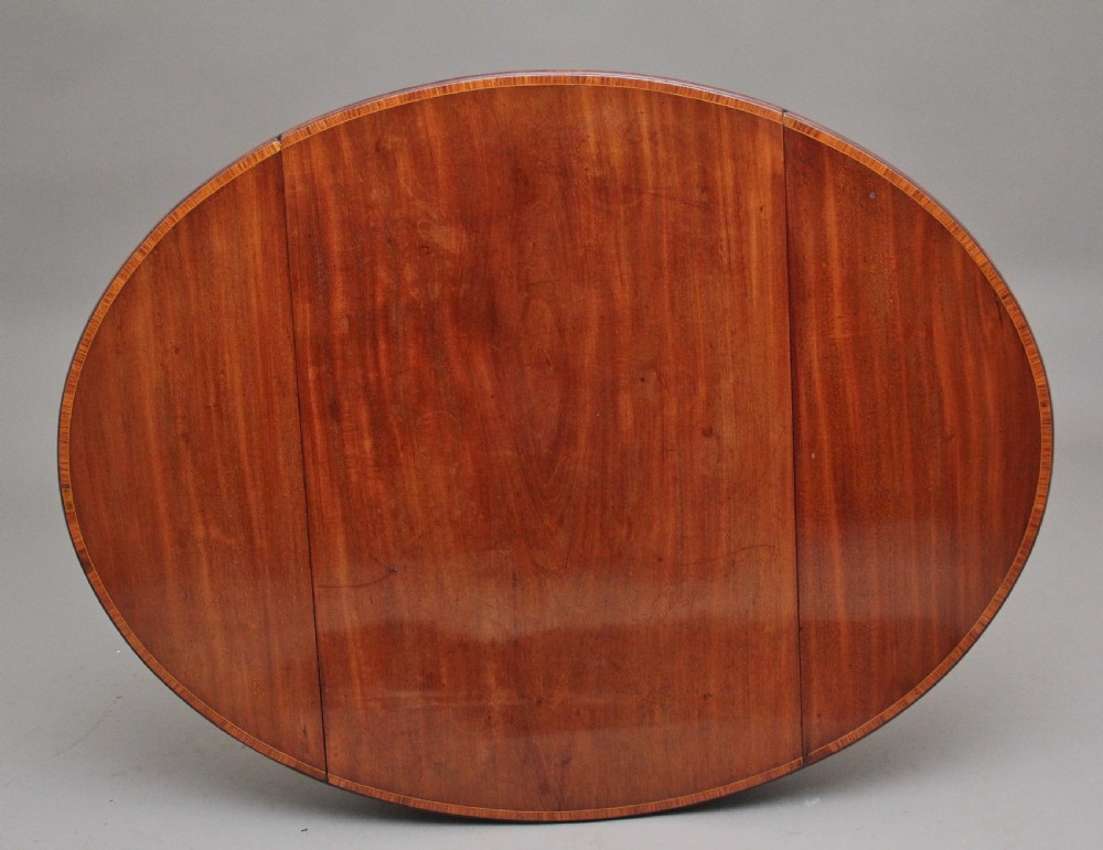 18th Century mahogany Pembroke table View VI