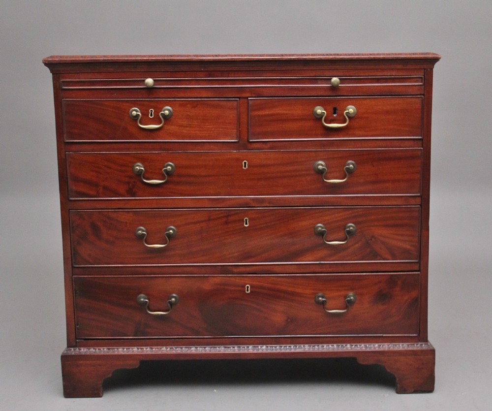 18th Century Georgian mahogany chest of drawers