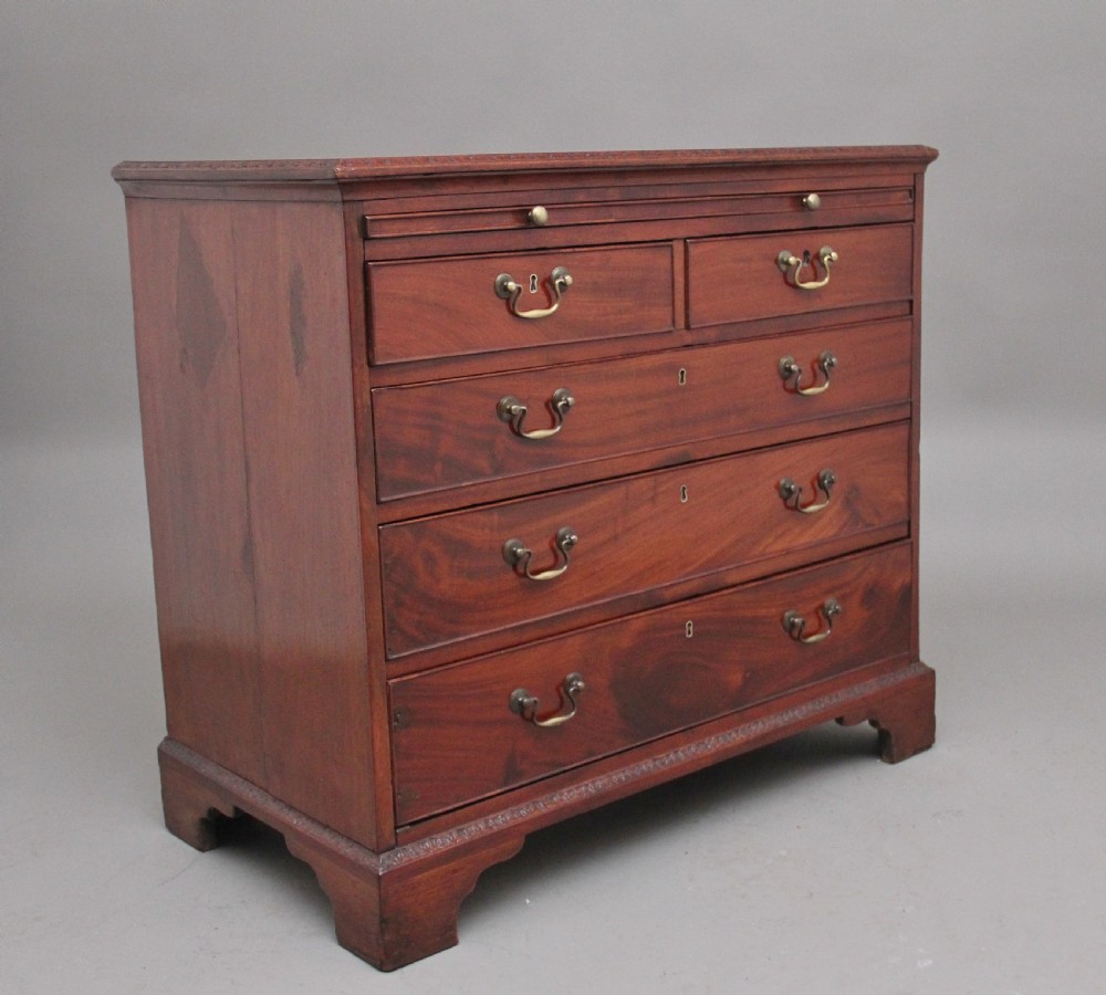 18th Century Georgian mahogany chest of drawers View III