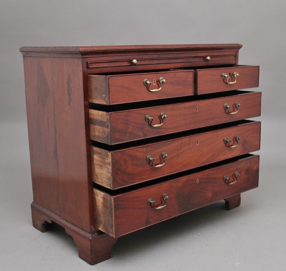 18th Century Georgian mahogany chest of drawers View IV