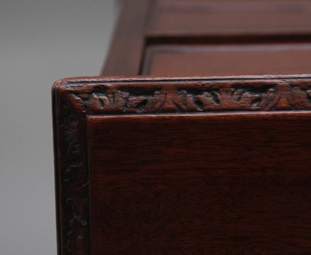 18th Century Georgian mahogany chest of drawers View X