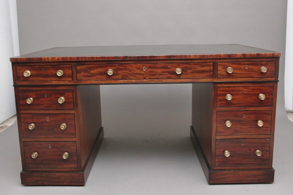 Early 19th Century antique mahogany partners desk View IV