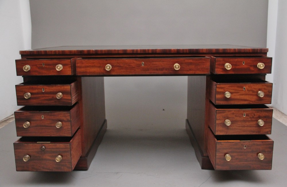 Early 19th Century antique mahogany partners desk View IX