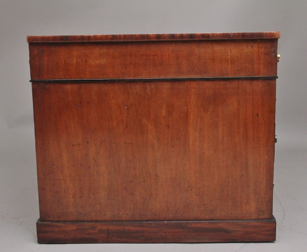 Early 19th Century antique mahogany partners desk View X