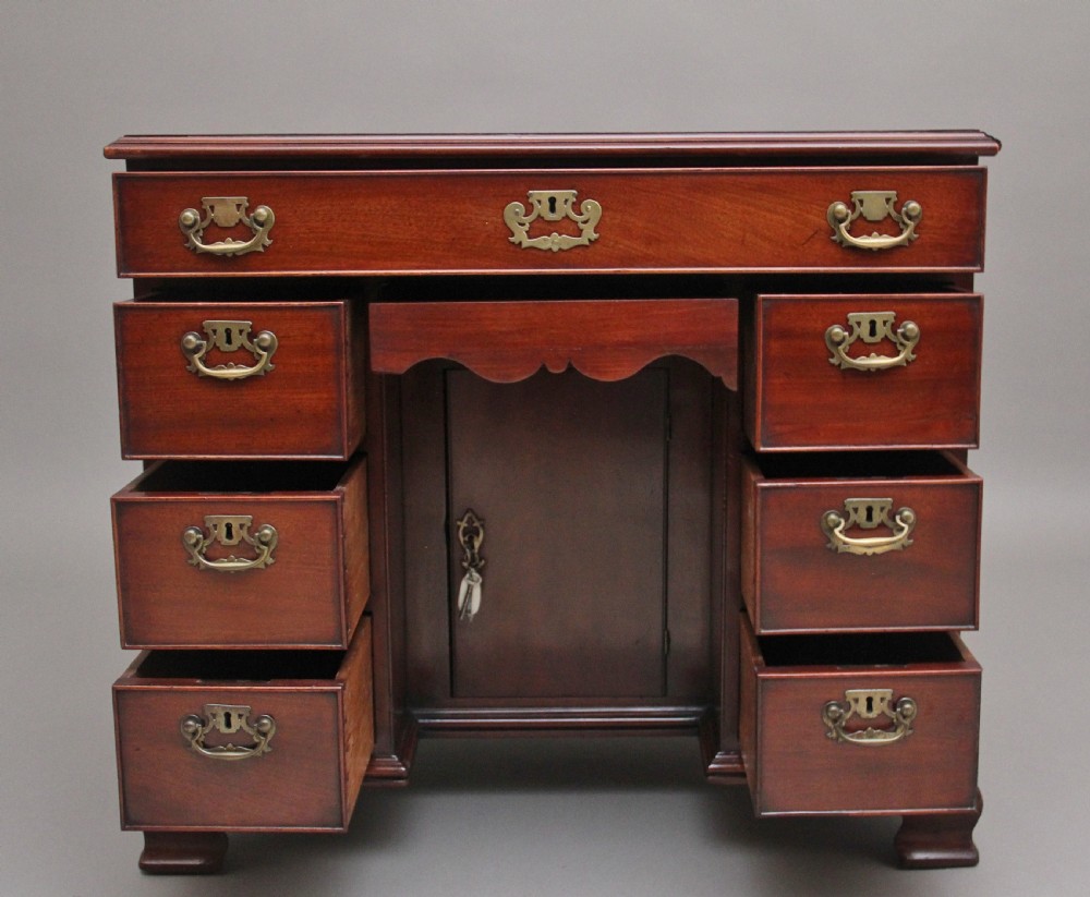 18th Century antique mahogany kneehole desk View IV