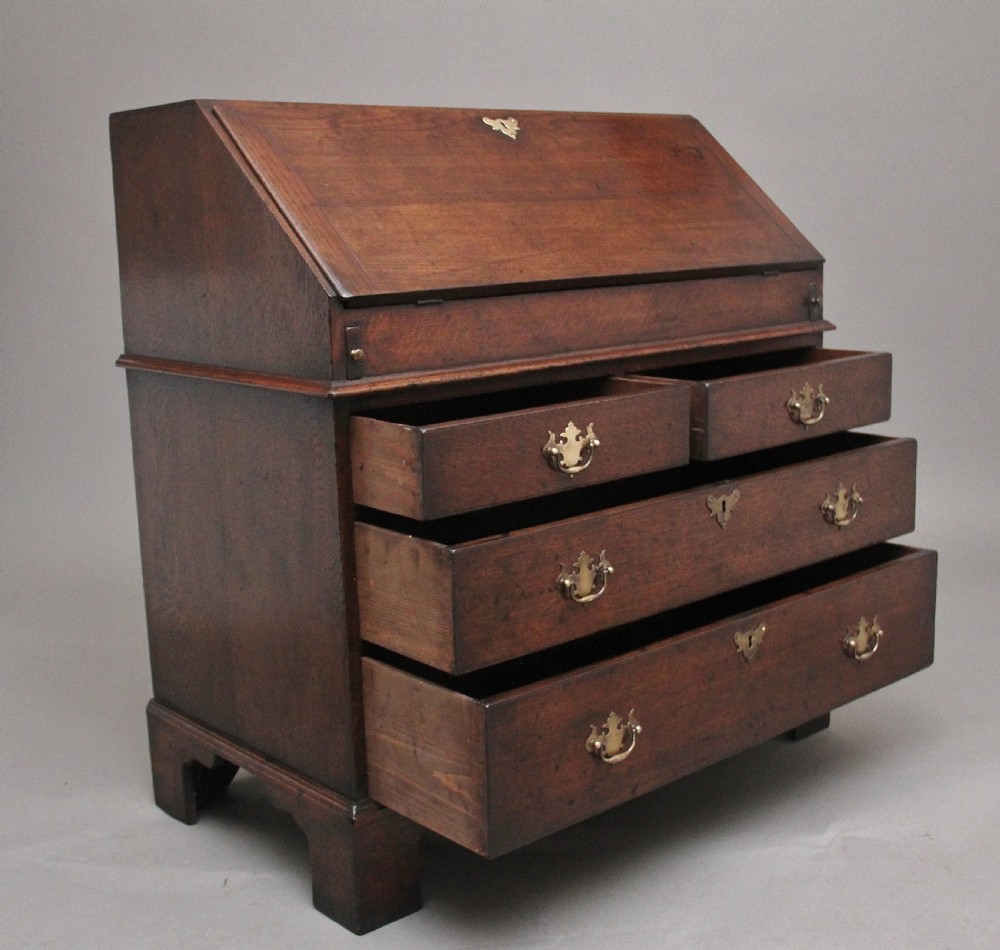 Early 20th Century oak bureau in the Georgian style View II