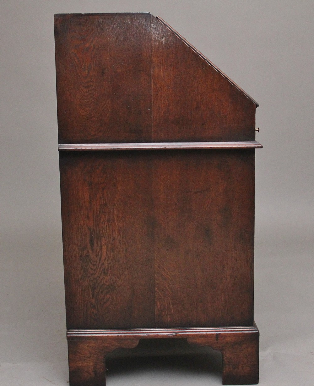 Early 20th Century oak bureau in the Georgian style View XI