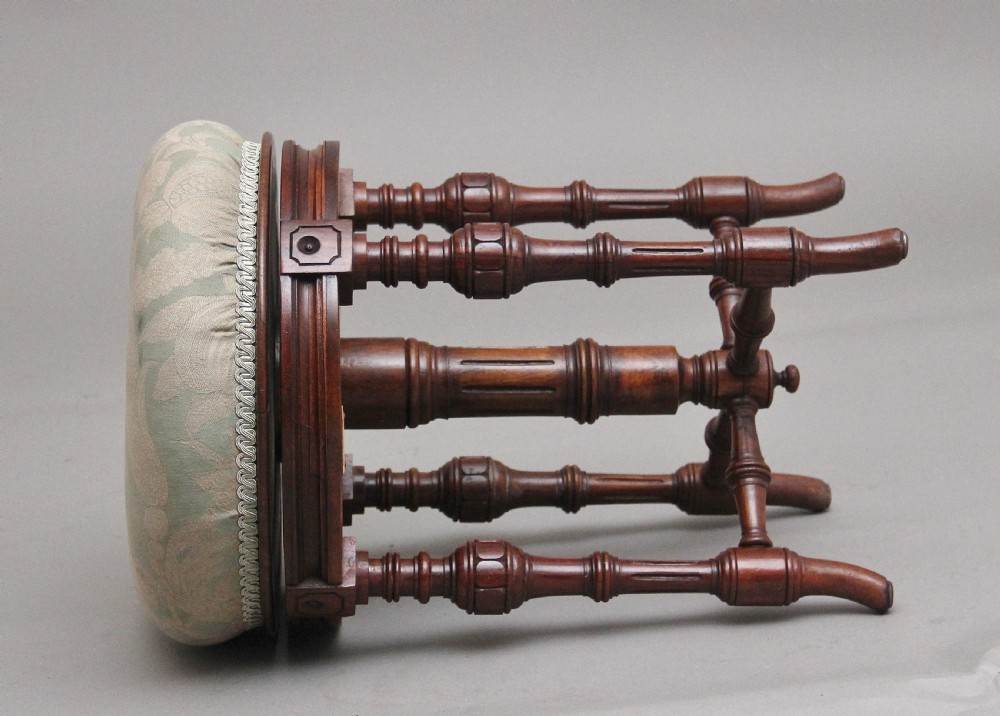19th Century walnut piano stool with an adjustable seat View VIII