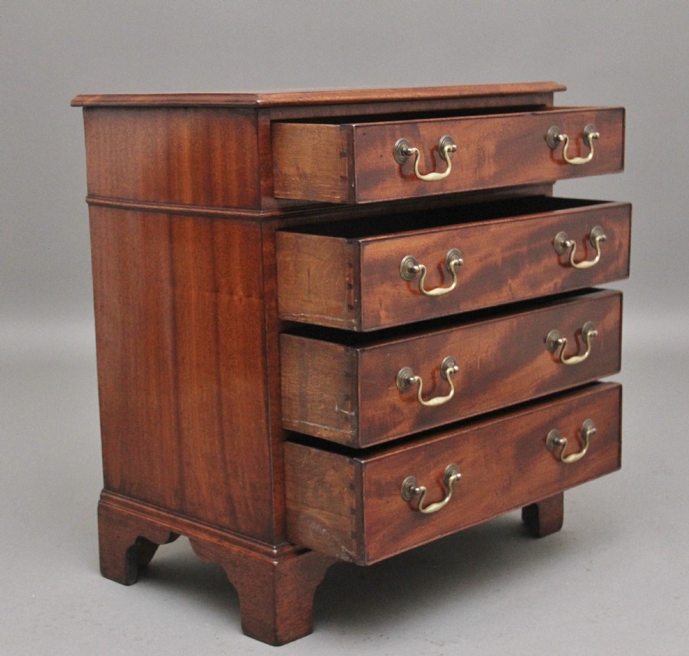 Mid 19th Century mahogany bedside chest of drawers View III