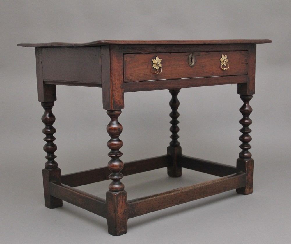 Early 18th Century oak side table View III