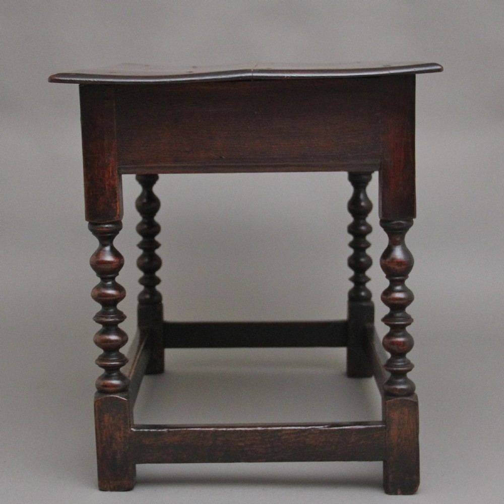 Early 18th Century oak side table View V