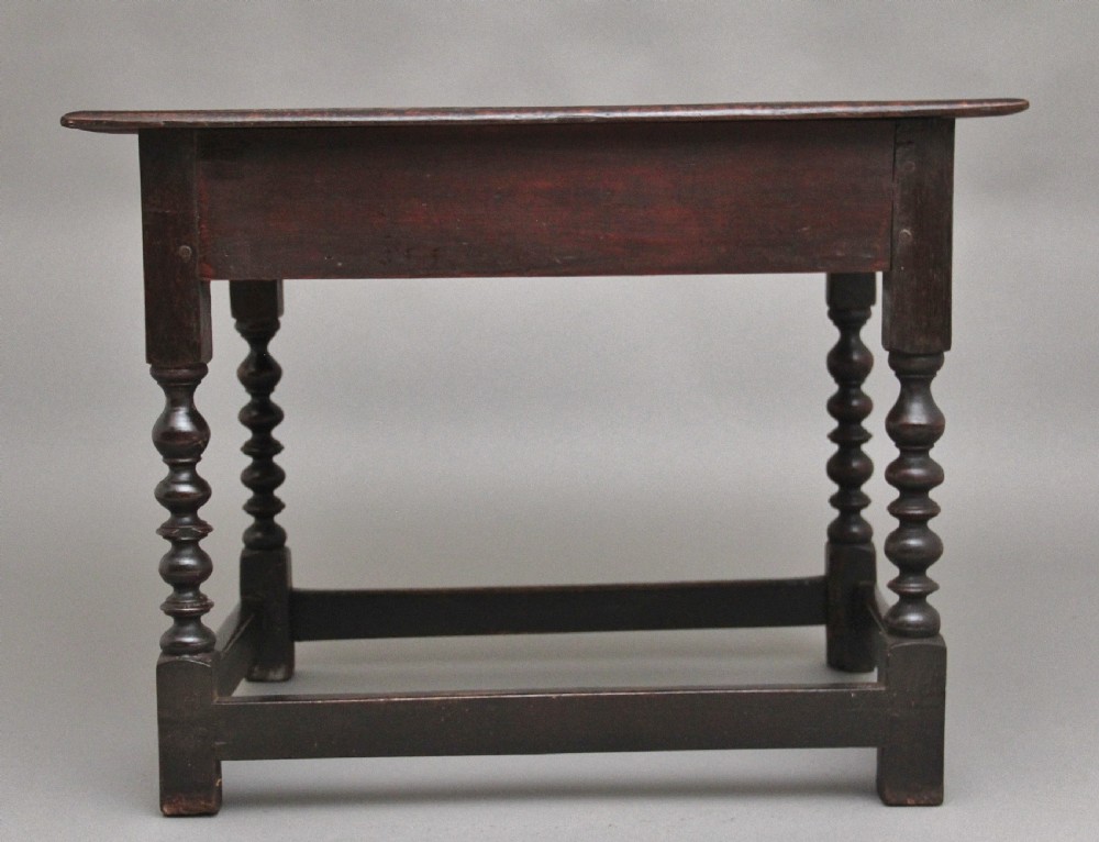 Early 18th Century oak side table View VI