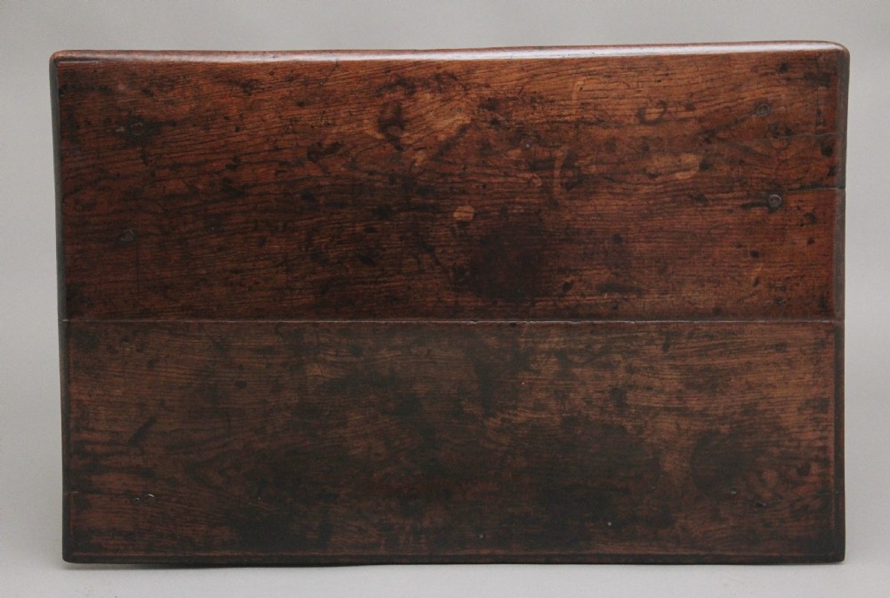 Early 18th Century oak side table View VII