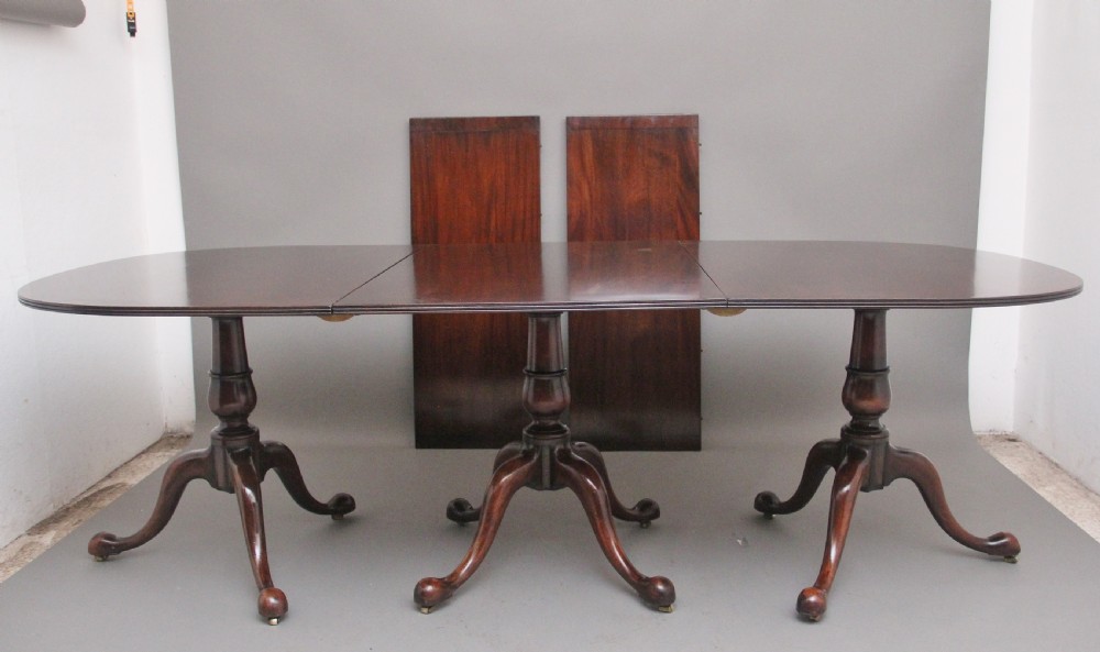 Early 20th Century mahogany three pedestal dining table