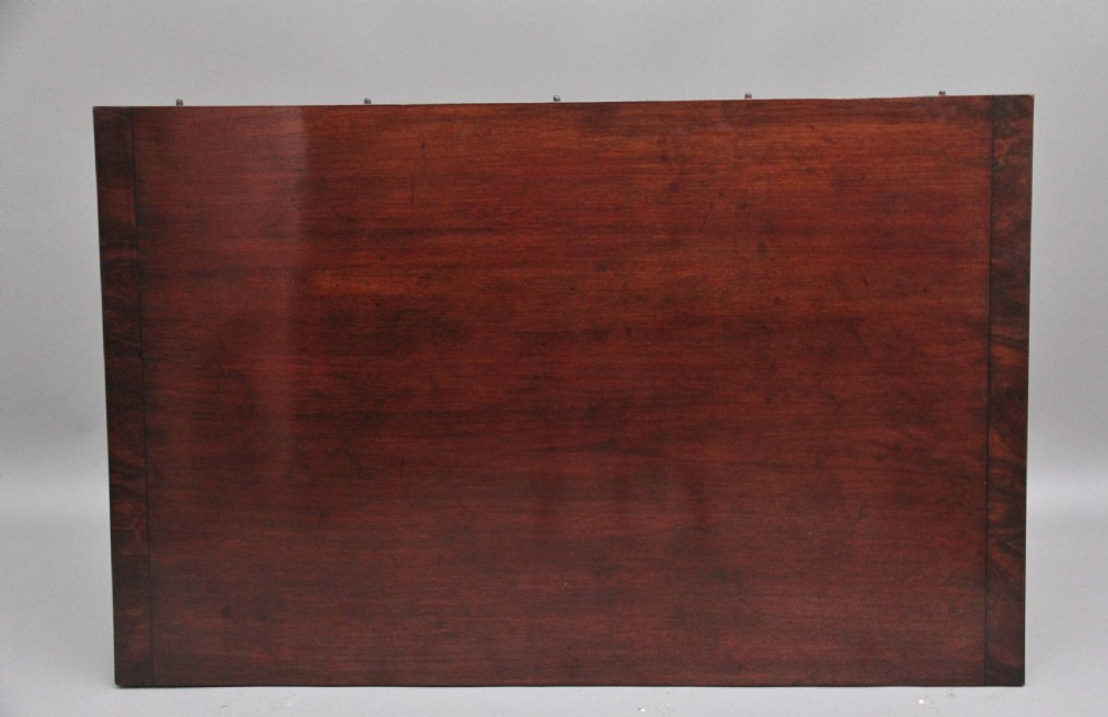 Early 20th Century mahogany three pedestal dining table View VI