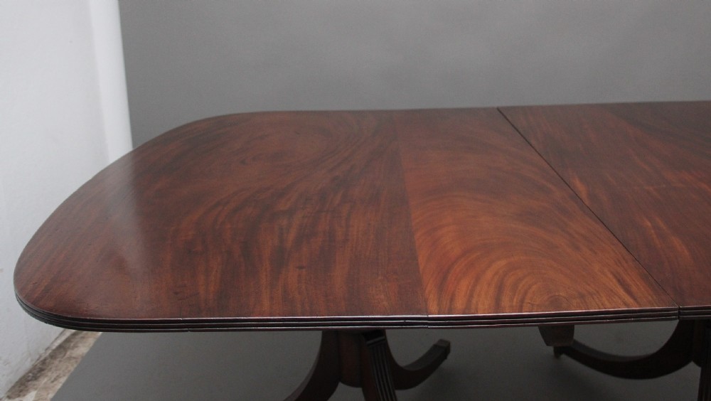 Wonderfully figured early 20th Century mahogany dining table View V