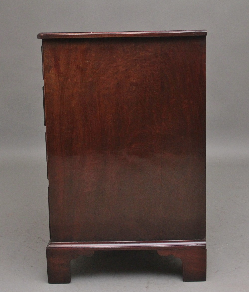 18th Century mahogany chest of drawers View VII