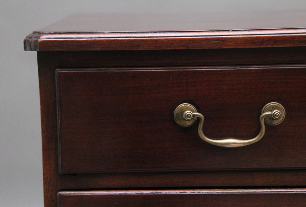 18th Century mahogany chest of drawers View VIII