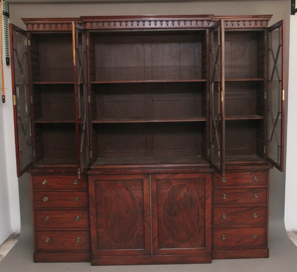 A superb quality early 19th Century mahogany breakfront bookcase View II