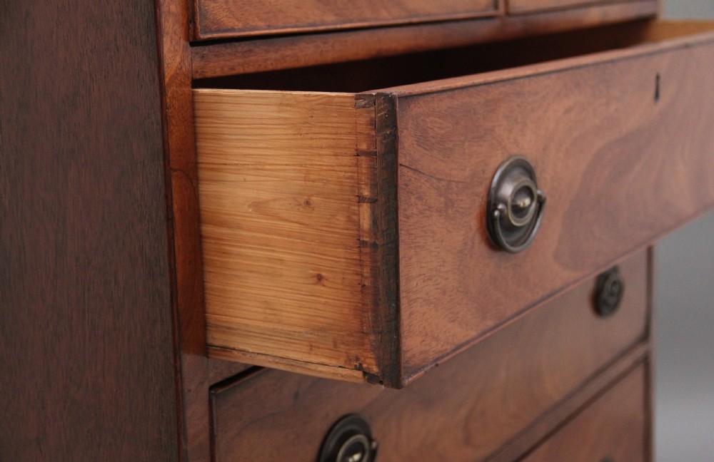A lovely quality early 19th Century mahogany chest View V