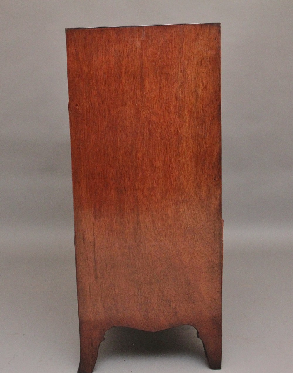 A lovely quality early 19th Century mahogany chest View VIII