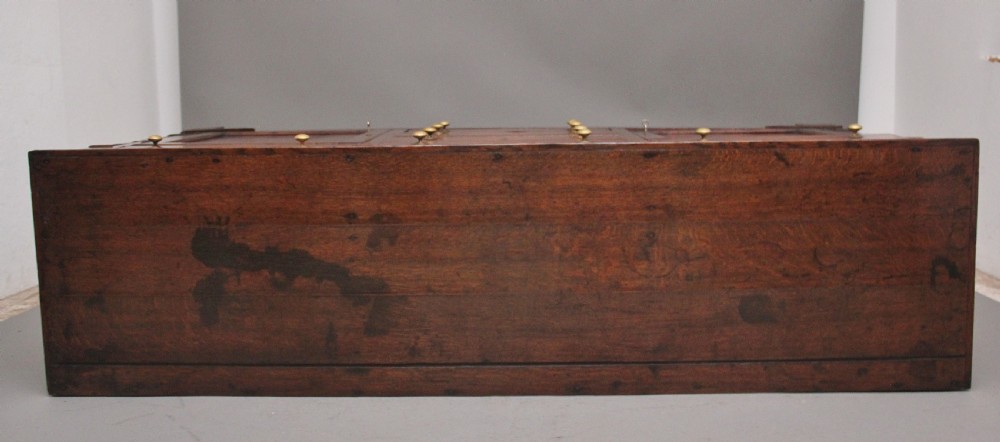 Early 19th Century oak dresser base View VI