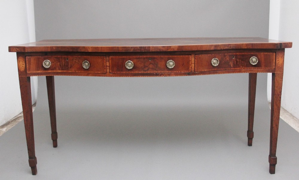 Quality early 19th Century mahogany serpentine serving table View XI