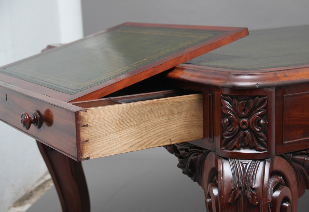 Superb quality large 19th Century mahogany desk View XIV
