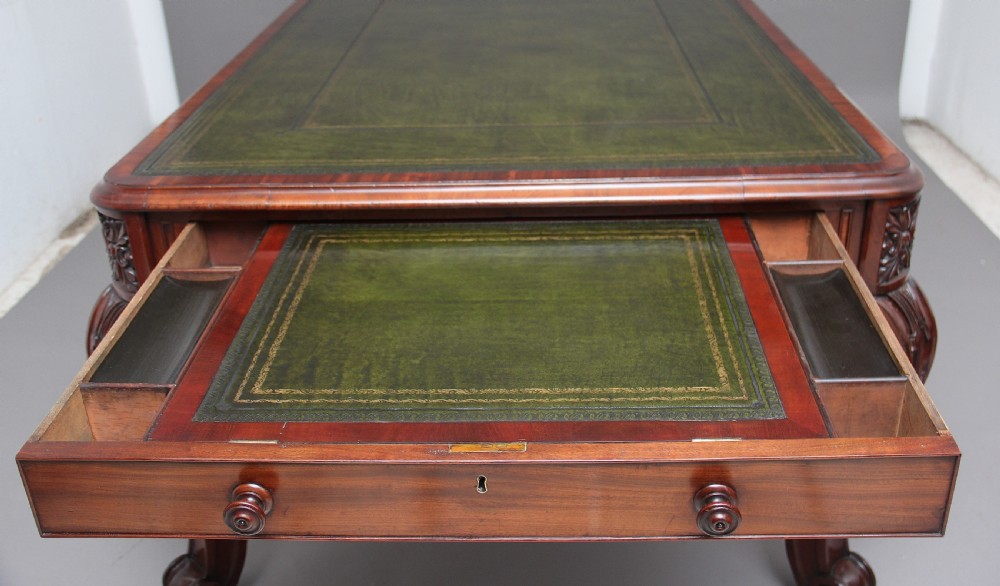 Superb quality large 19th Century mahogany desk View XX
