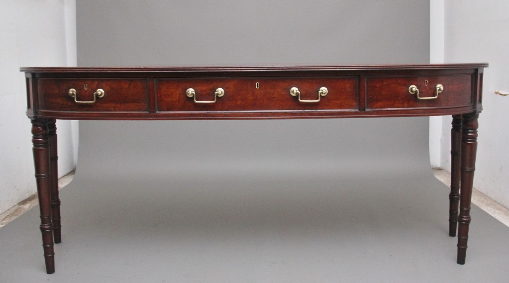 Mid 19th Century mahogany serving table